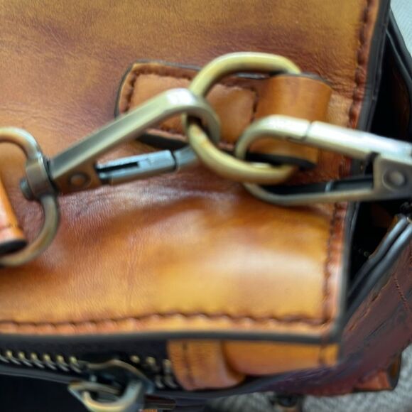 Vintage Hand-tooled Small Leather Bag Roses Crossbody Strap & Handle USA Made - Picture 8 of 11